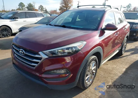 2017 Hyundai Tucson Se z USA, uszkodzony, nr VIN KM8J33A47HU462263